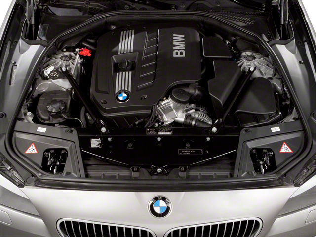 2013 BMW 5 Series 528i