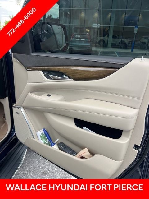 2019 Cadillac Escalade Luxury
