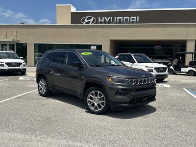 2022 Jeep Compass Latitude Lux
