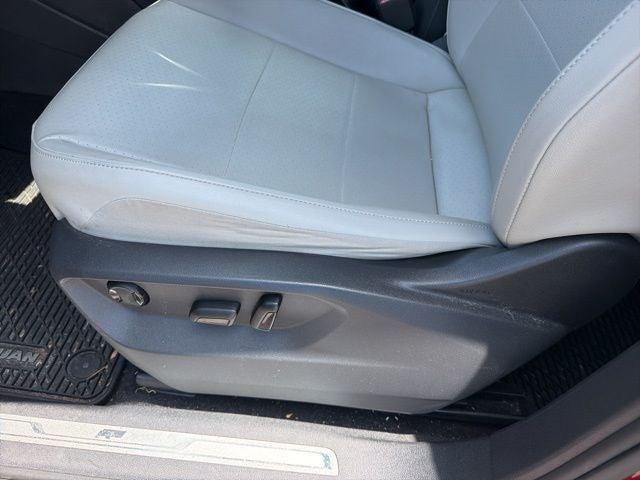 2018 Volkswagen Tiguan 2.0T SEL 4Motion