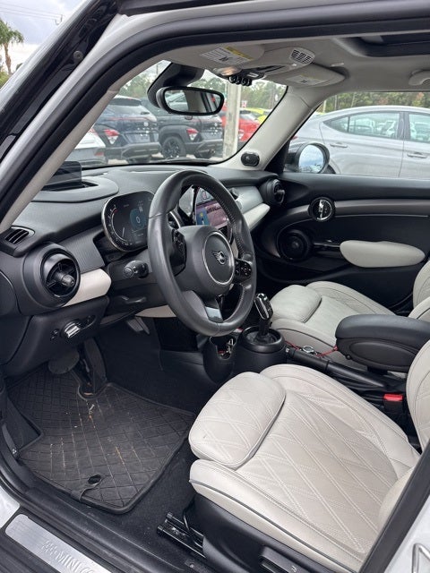 2024 MINI Cooper S Iconic