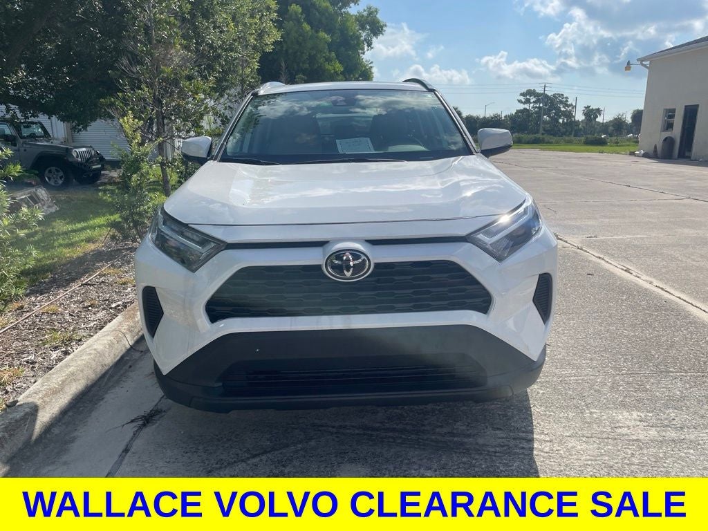 2023 Toyota RAV4 XLE
