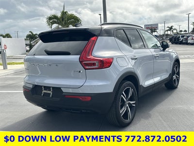 2021 Volvo XC40 R-Design