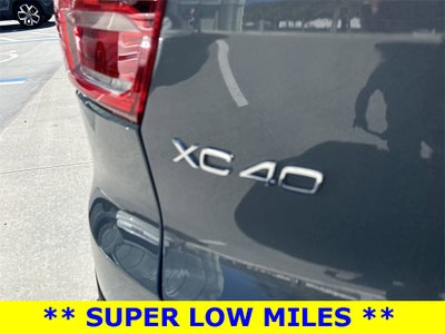 2022 Volvo XC40 Momentum
