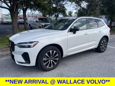 2024 Volvo XC60 B5 Plus Dark Theme