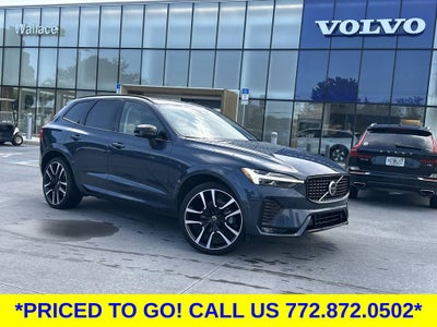 2024 Volvo XC60 B5 Ultimate Dark Theme