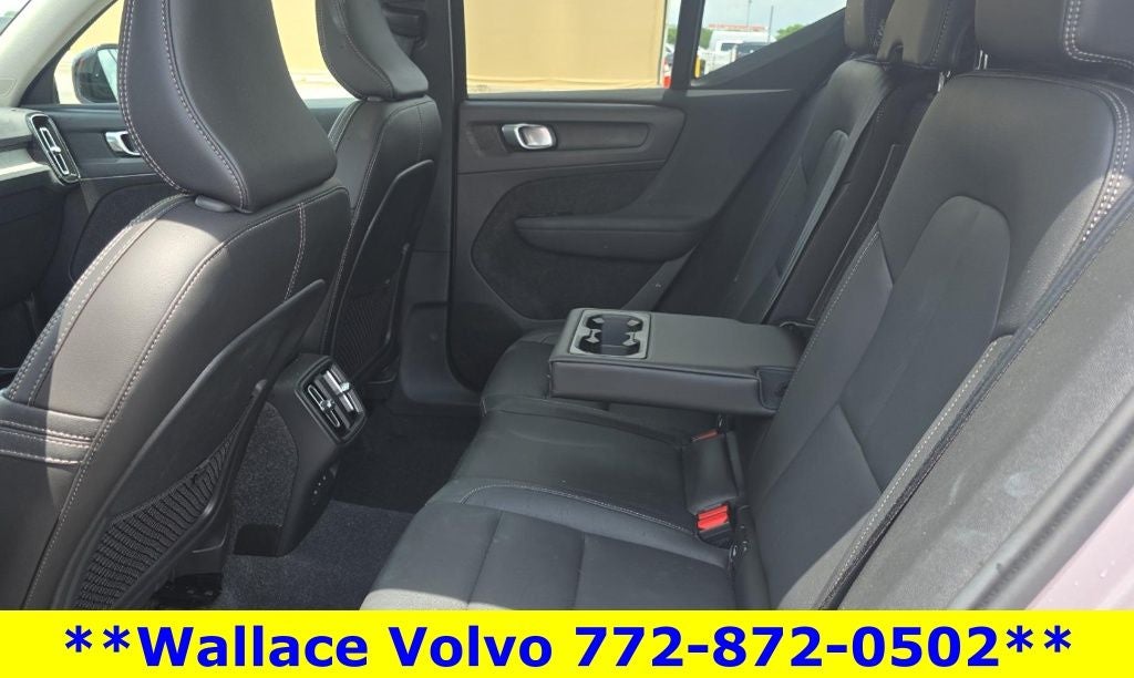 2026 Volvo XC40 B5 Plus