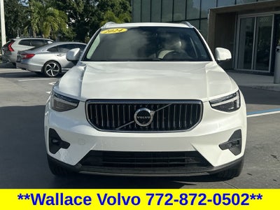 2024 Volvo XC40 B5 Plus Bright Theme
