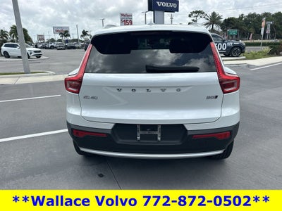 2023 Volvo XC40 B5 Plus Bright Theme