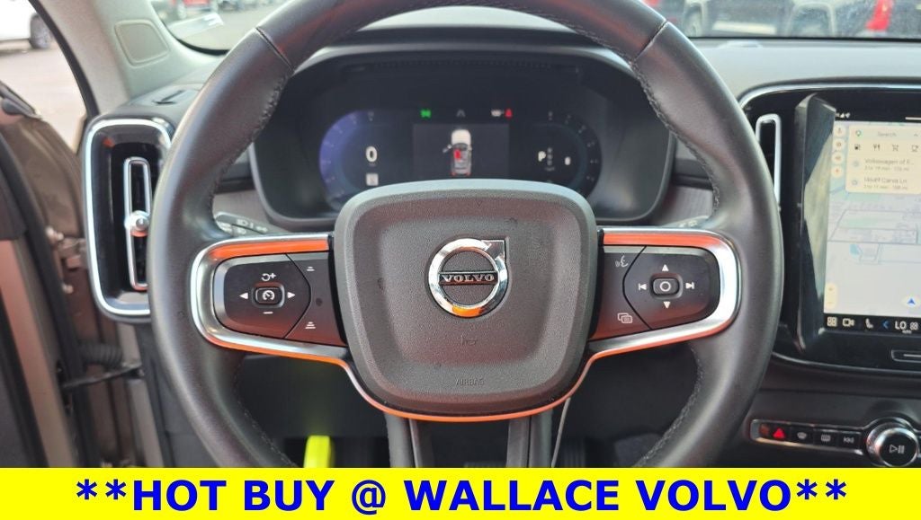 2024 Volvo XC40 B5 Core
