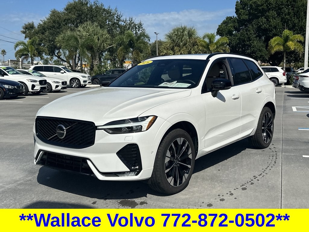 2026 Volvo XC60 B5 Plus