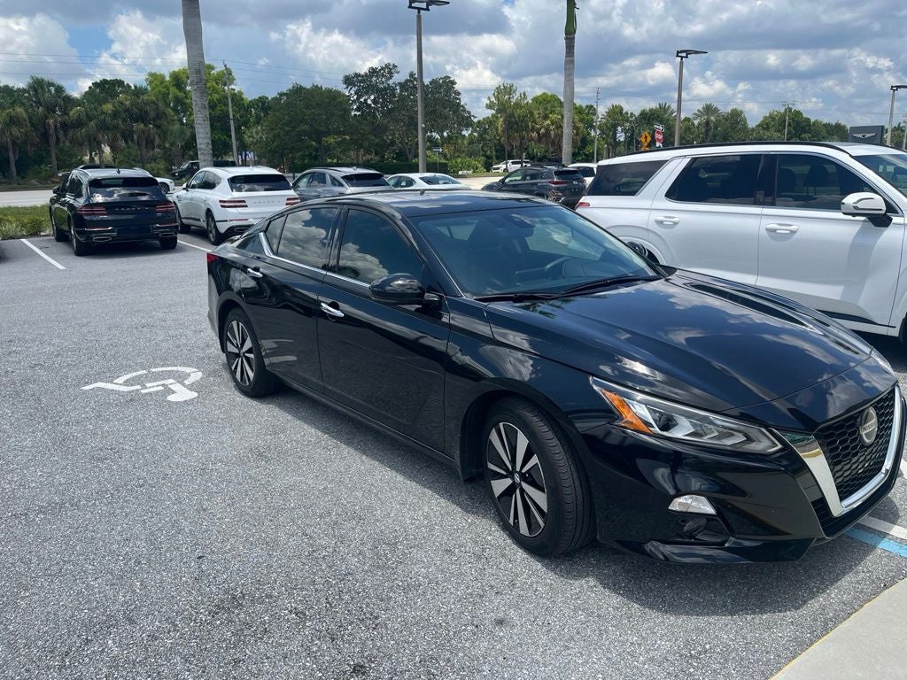 2021 Nissan Altima 2.5 SL