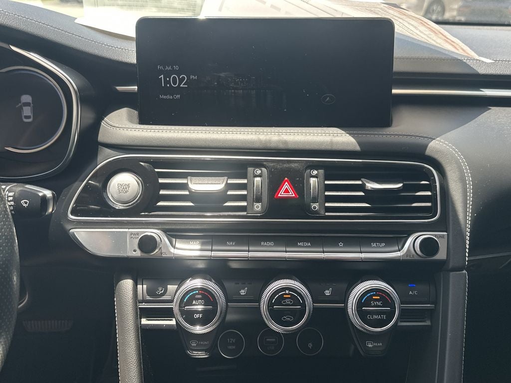 2022 Genesis G70 2.0T
