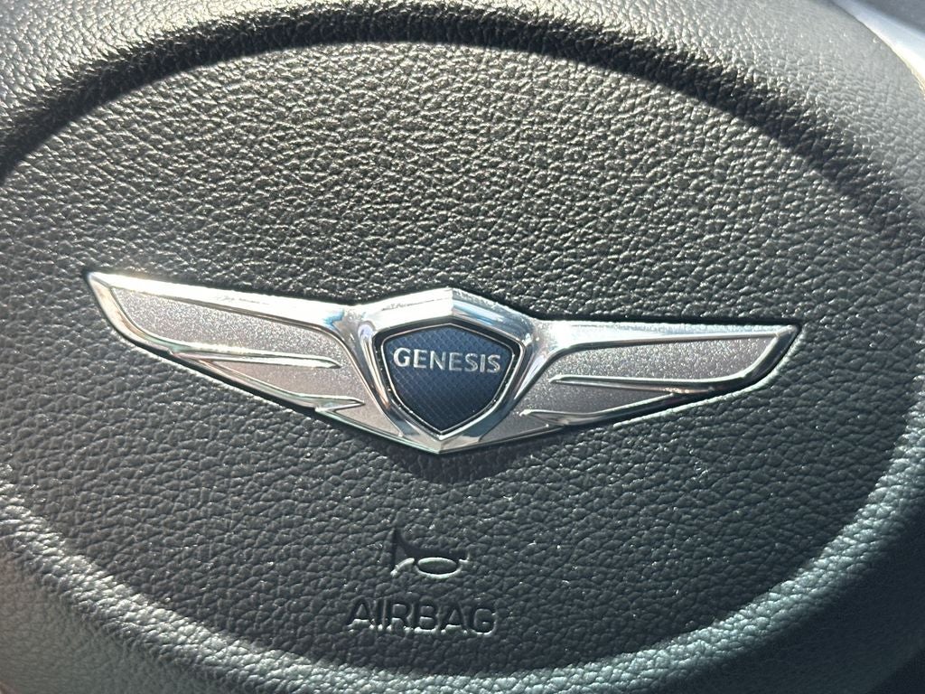 2022 Genesis G70 2.0T