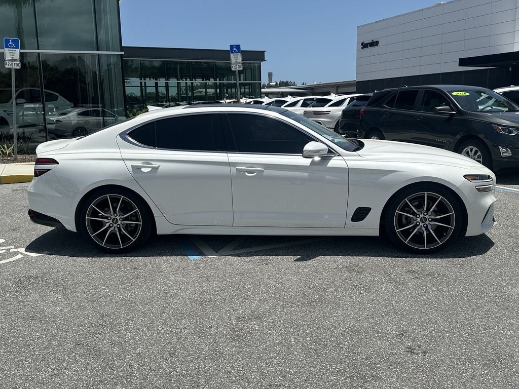 2022 Genesis G70 2.0T