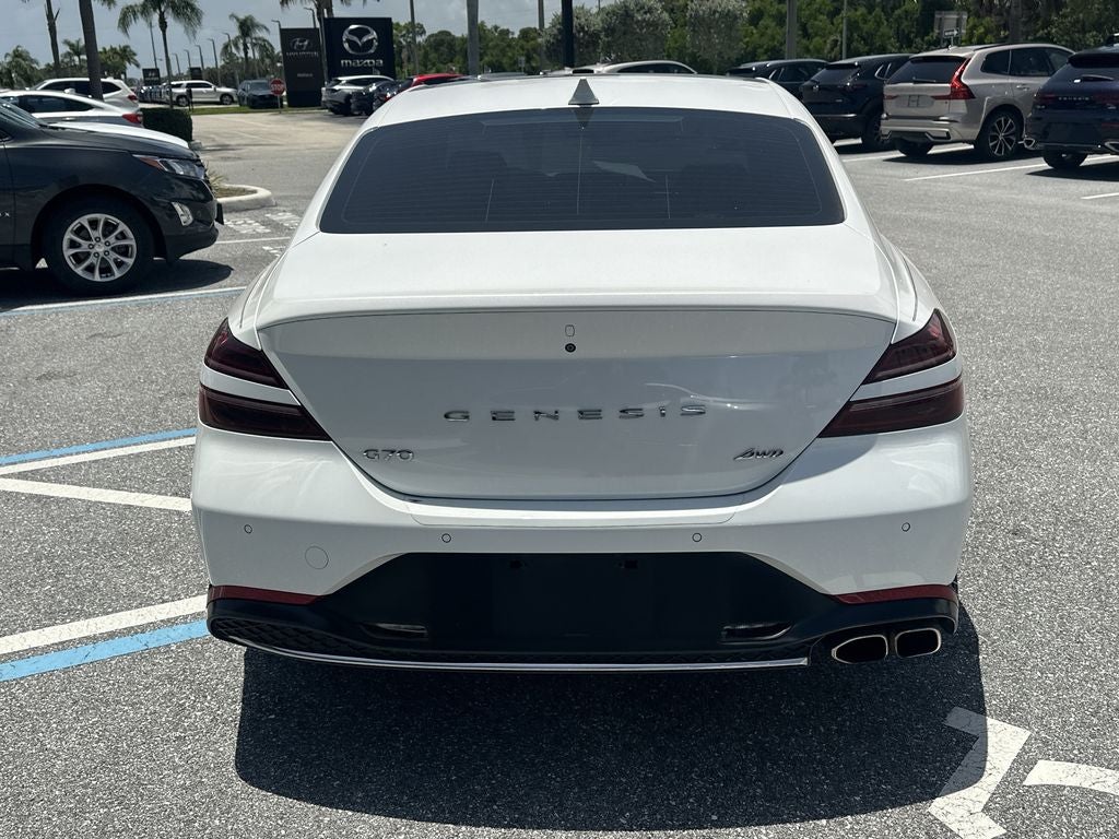 2022 Genesis G70 2.0T