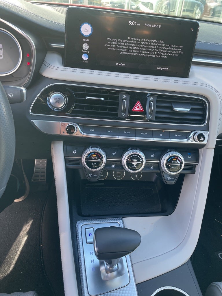 2023 Genesis G70 2.0T