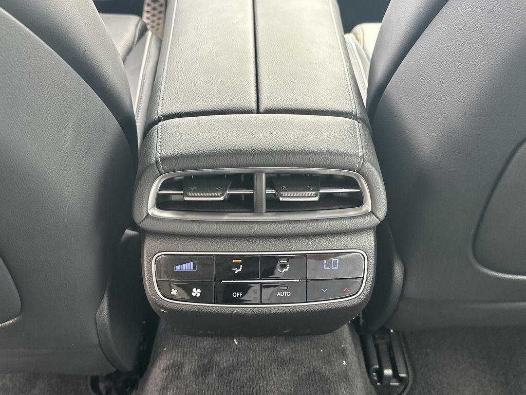 2023 Genesis G70 2.0T Sport Prestige