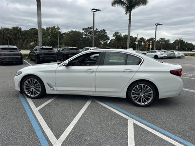 2022 BMW 5 Series 530i