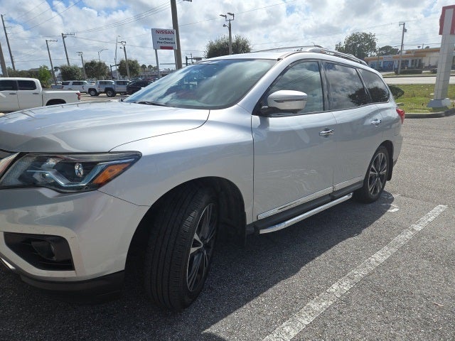 2019 Nissan Pathfinder Platinum