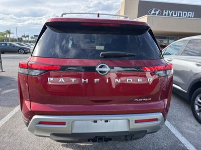2025 Nissan Pathfinder Platinum