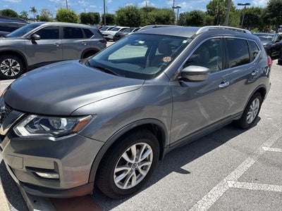 2017 Nissan Rogue SV