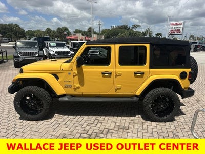 2020 Jeep Wrangler Unlimited Sahara **LIFTED**
