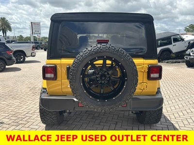 2020 Jeep Wrangler Unlimited Sahara **LIFTED**