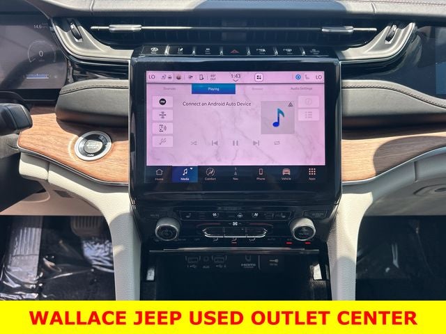 2022 Jeep Grand Cherokee Summit