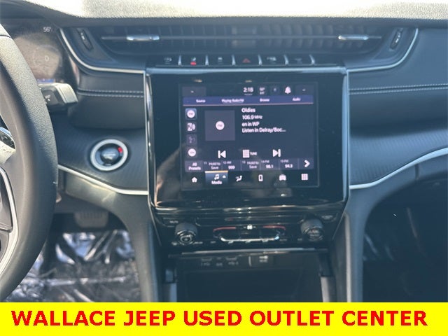 2024 Jeep Grand Cherokee Laredo