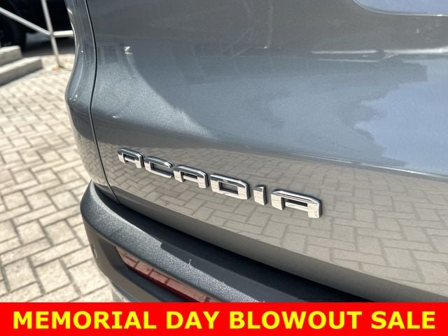 2024 GMC Acadia Elevation