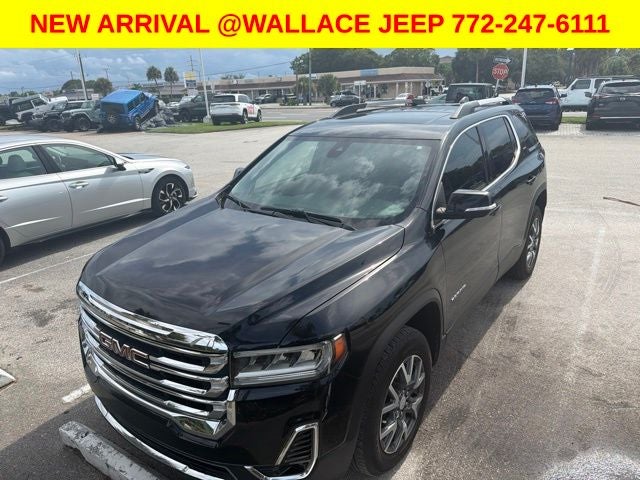 2023 GMC Acadia SLT