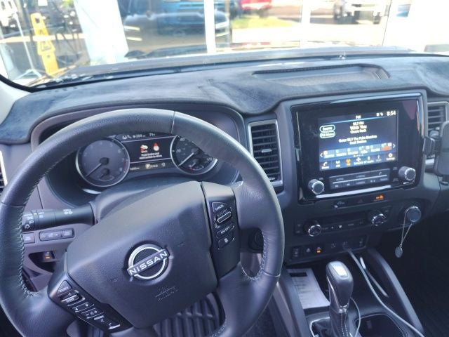 2024 Nissan Frontier SL