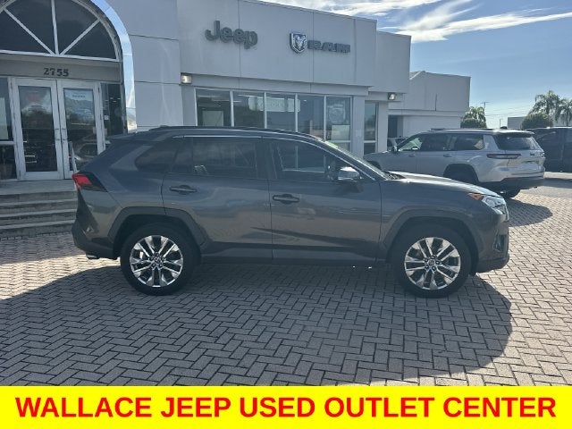 2021 Toyota RAV4 XLE Premium