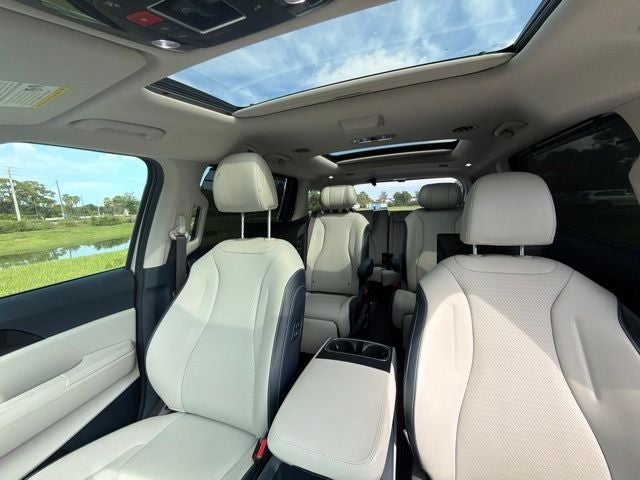 2025 Kia Carnival SX Prestige
