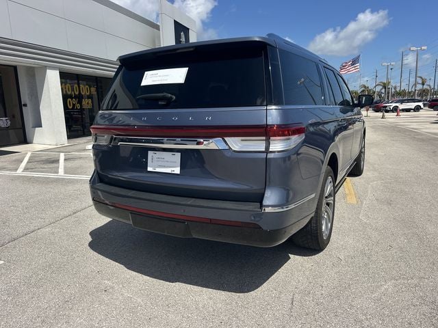 2023 Lincoln Navigator L Reserve