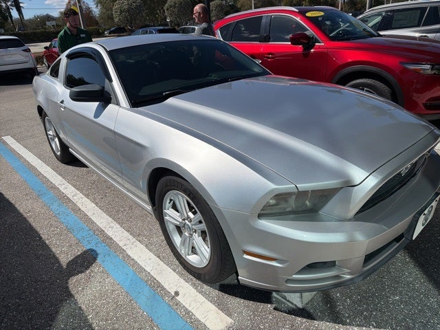 2014 Ford Mustang V6
