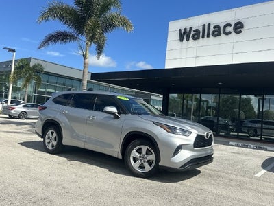 2022 Toyota Highlander L