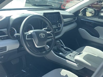 2022 Toyota Highlander L