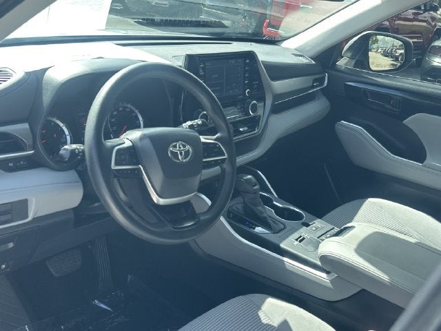 2022 Toyota Highlander L