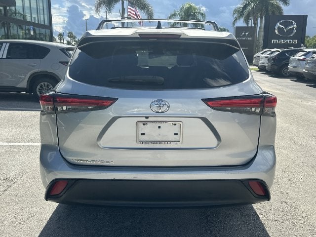 2022 Toyota Highlander L