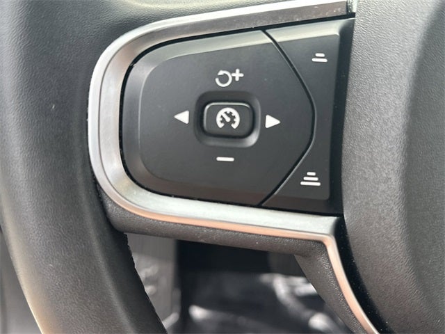 2024 Volvo S60 B5 Core Dark Theme