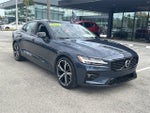 2024 Volvo S60 B5 Core Dark Theme