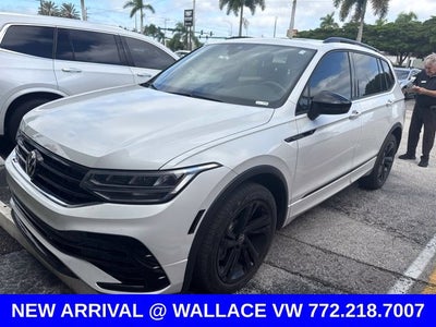 2024 Volkswagen Tiguan 2.0T SE R-Line Black