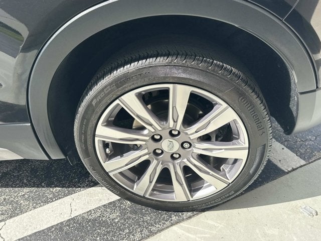 2021 Cadillac XT4 FWD Premium Luxury