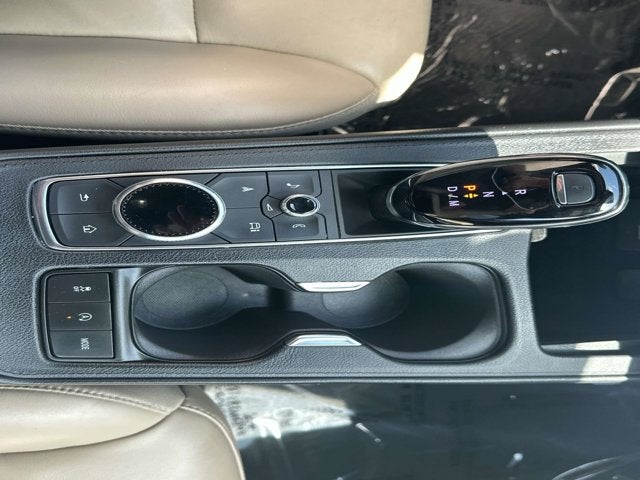 2025 Cadillac XT4 FWD Premium Luxury