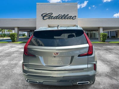 2025 Cadillac XT4 FWD Premium Luxury
