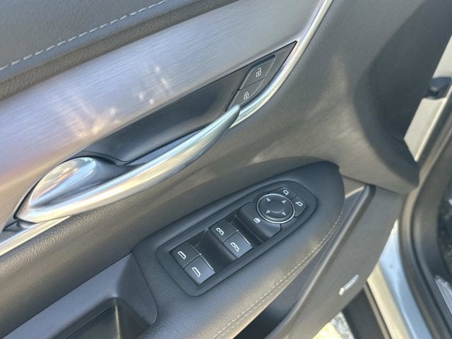 2023 Cadillac XT5 FWD Luxury