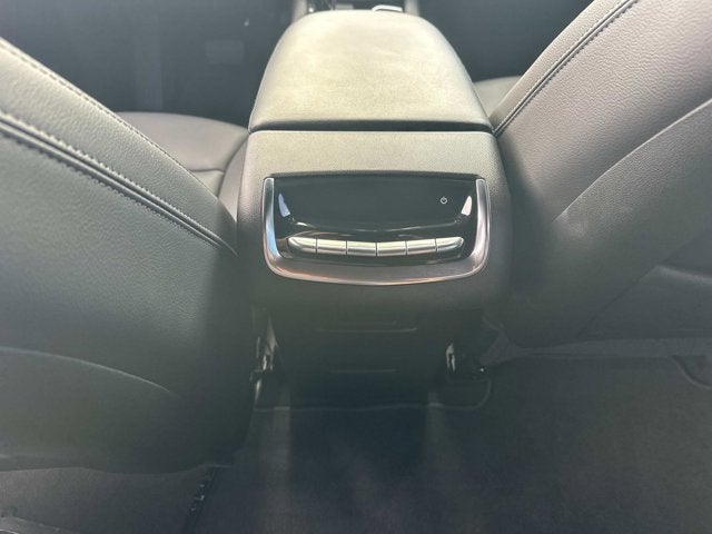 2025 Cadillac XT6 FWD Luxury