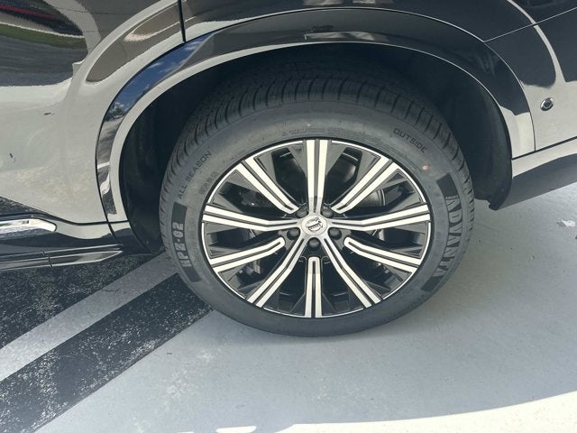 2024 Volvo XC90 Plus Bright Theme